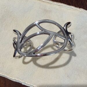 James Avery Retired Leaf Cuff